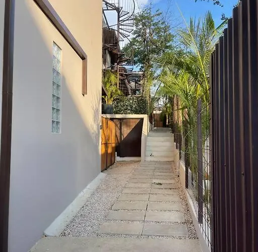 Turtle Townhome #2 Private Pool & Garden 300 Mtrs To *