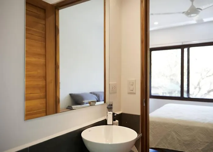 Turtle Townhome #2 Private Pool & Garden 300 Mtrs To