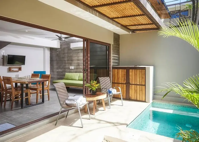 Holiday home Turtle Townhome #2 Private Pool & Garden 300 Mtrs To *